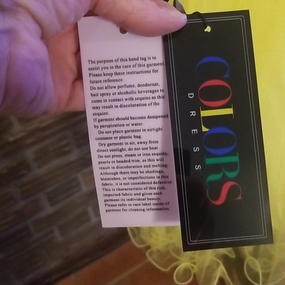 Short yellow prom dress - Picture 7 of 8